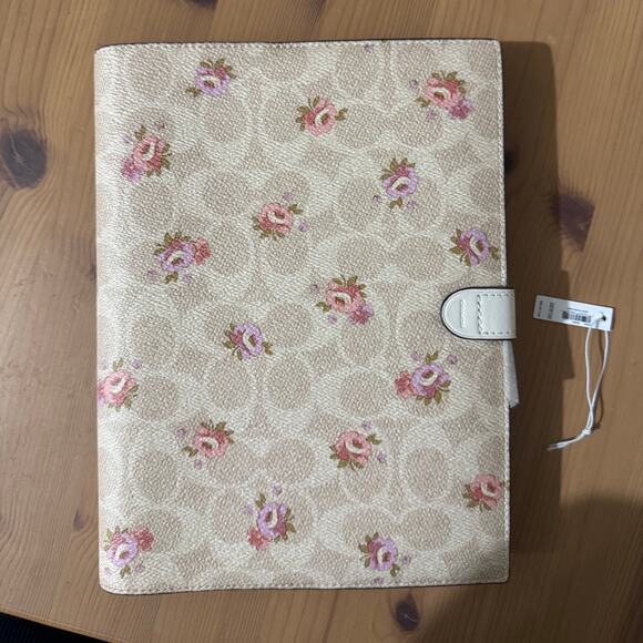 🌸 Coach Notebook In Signature Canvas With Floral Print - Picture 8 of 11